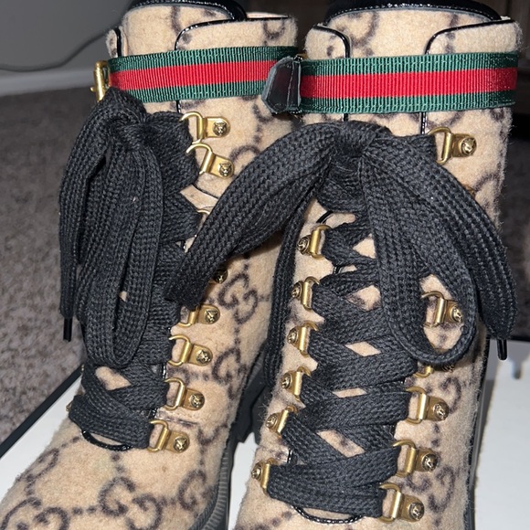 GG WOOL ANKLE BOOT// GOOD CONDITION//WORN OCCASIONALLY//. SIZE: 36 - Picture 5 of 16